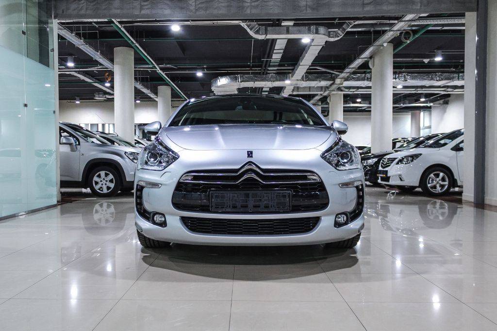 Купить DS5 с пробегом