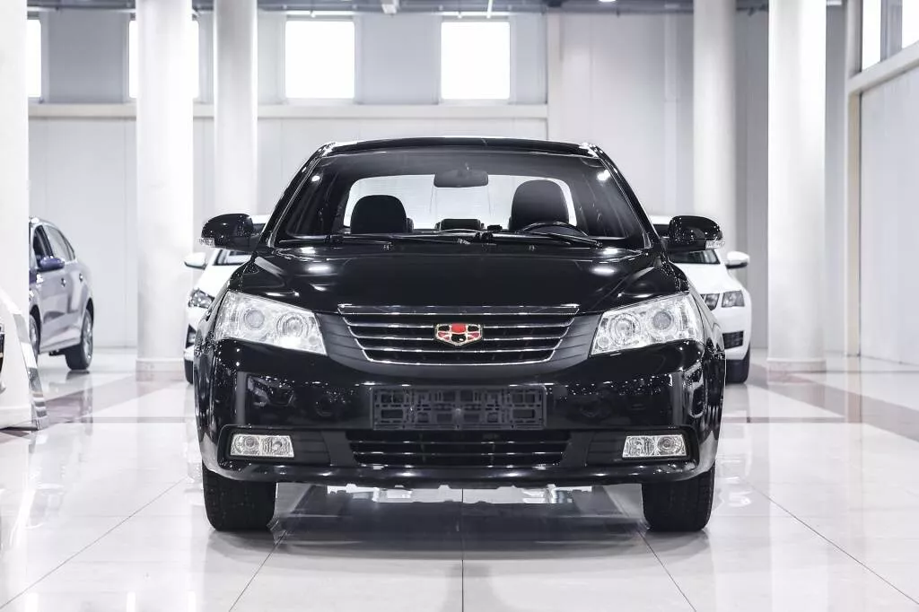 Купить Emgrand EC7 с пробегом