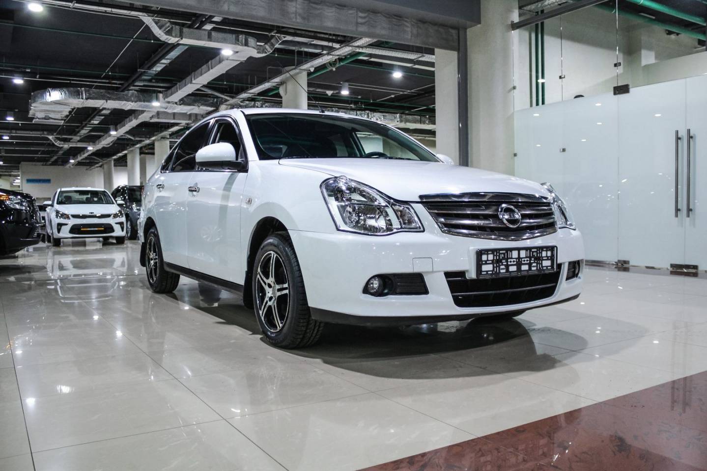 Купить Almera с пробегом